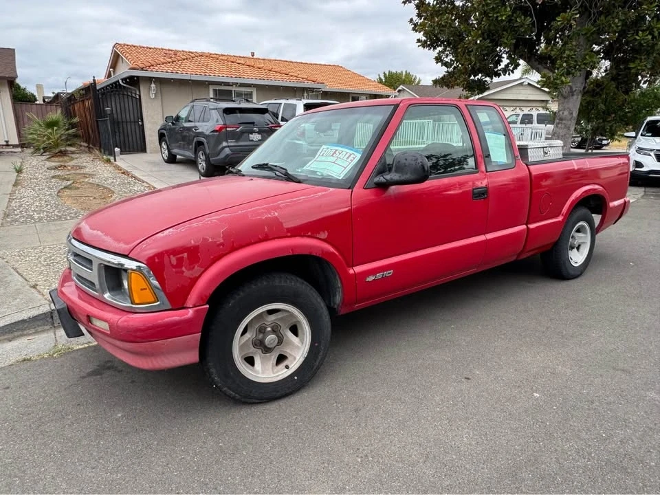 1995 Chevrolet S-10 - Image 2 of 5