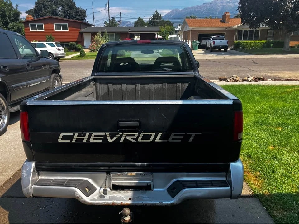1995 Chevrolet S-10 - Image 4 of 9