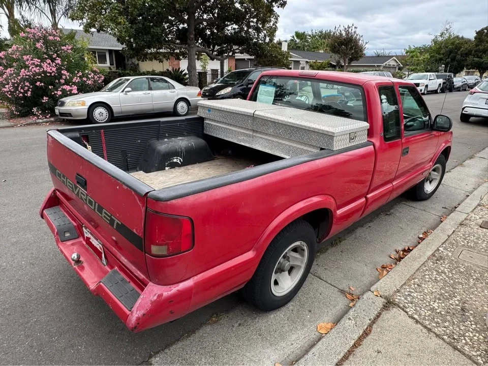 1995 Chevrolet S-10 - Image 4 of 5