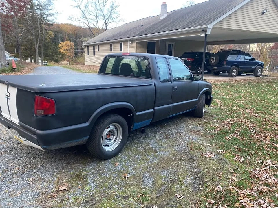 1995 Chevrolet S-10 Blazer 2nd Gen - Image 2 of 7