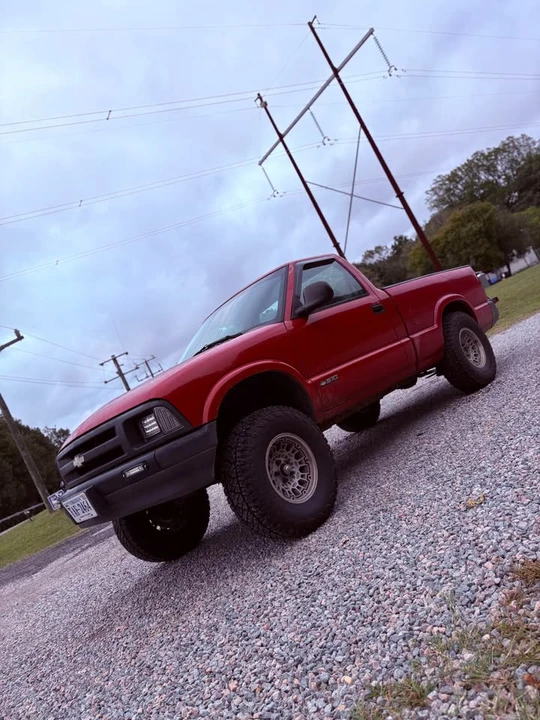 1995 Chevrolet S-10 - Image 2 of 6
