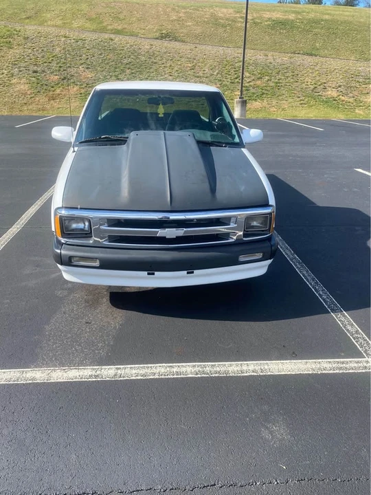 1995 Chevrolet S-10 - Image 4 of 10