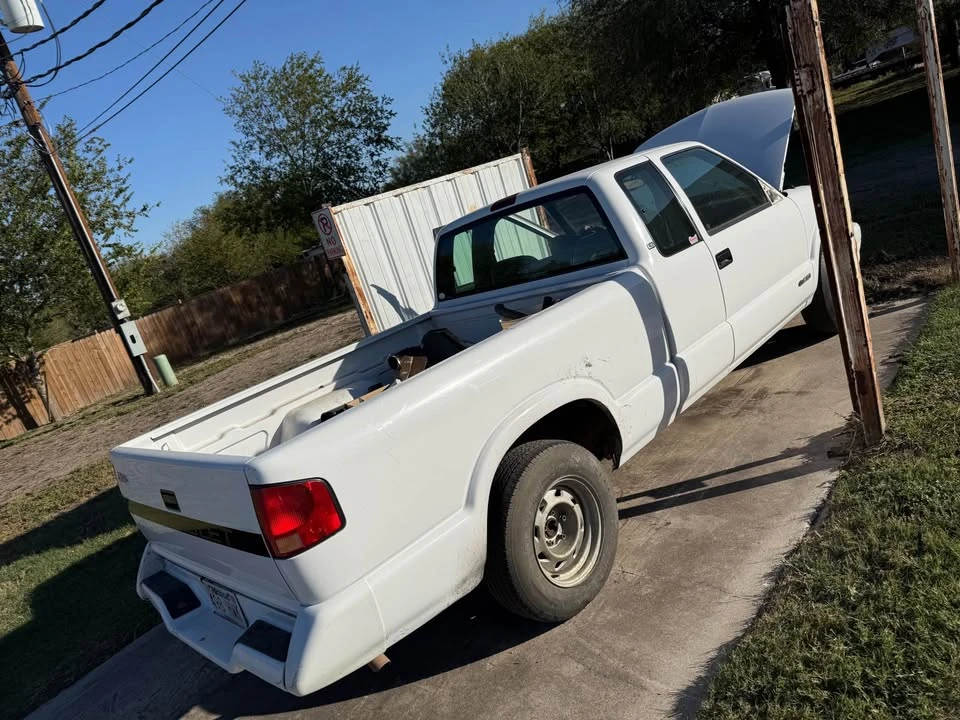 1995 Chevrolet S-10 - Image 3 of 3