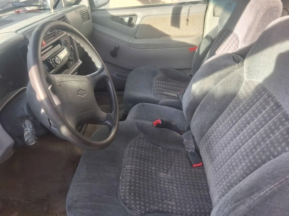 1995 Chevrolet S-10 - Image 6 of 6