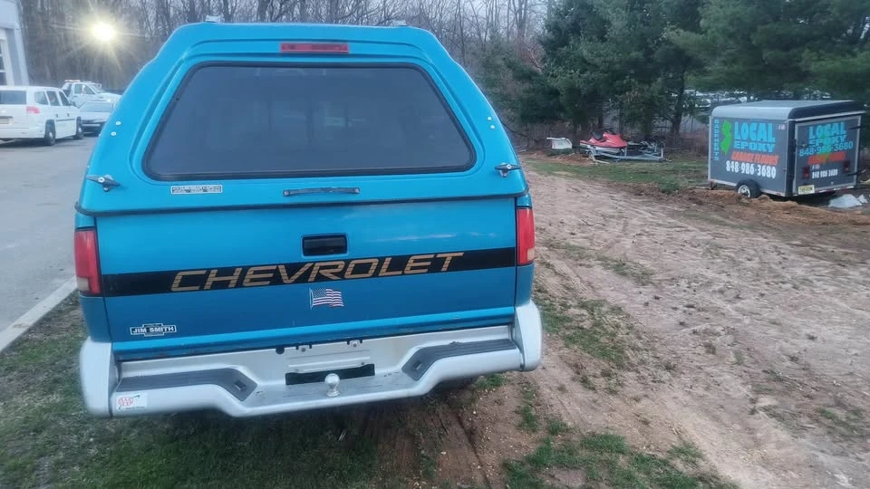 1995 Chevrolet S-10 - Image 4 of 10