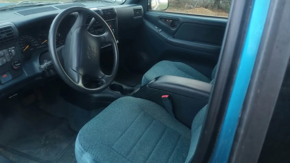 1995 Chevrolet S-10 - Image 7 of 10