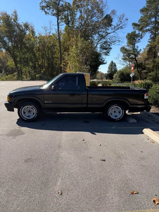 1995 Chevrolet S-10 - Image 2 of 7