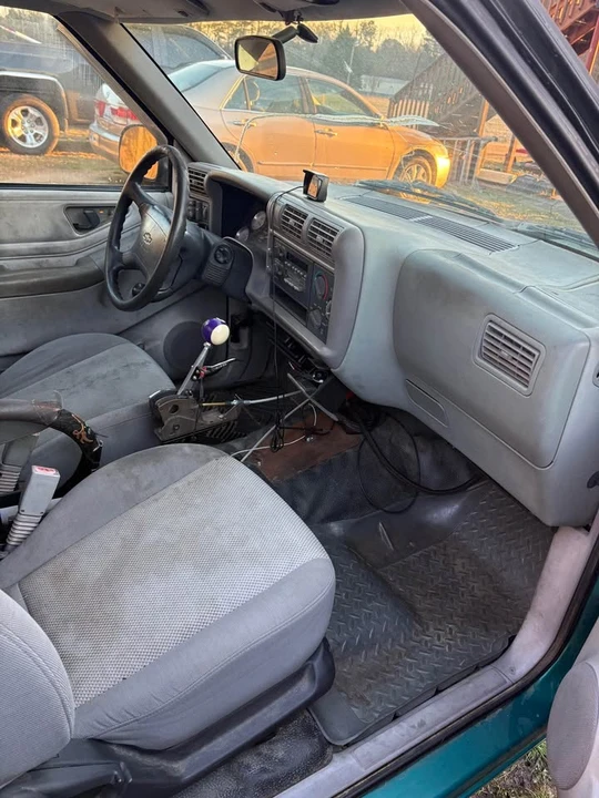 1995 Chevrolet S-10 - Image 7 of 10