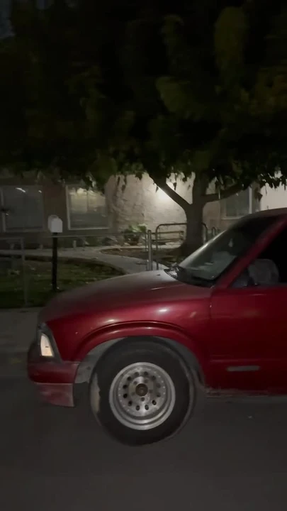 1995 Chevrolet S-10 - Image 2 of 2