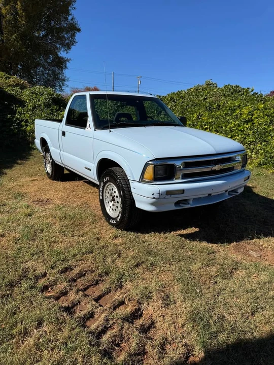 1995 Chevrolet S-10 - Image 2 of 8