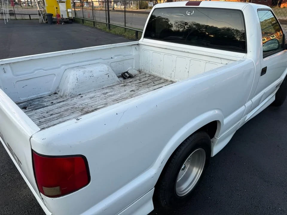 1995 Chevrolet S-10 - Image 4 of 5