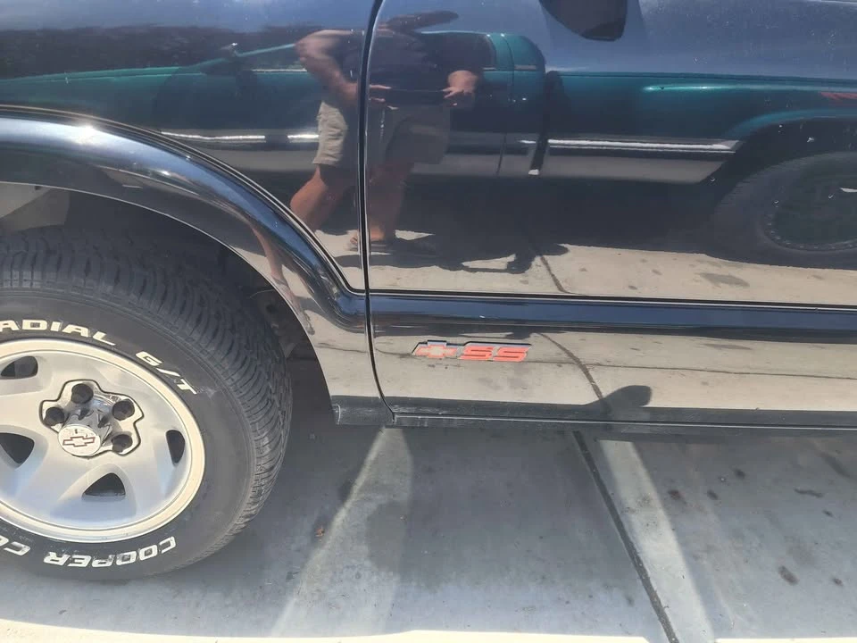 1995 Chevrolet S-10 - Image 4 of 7