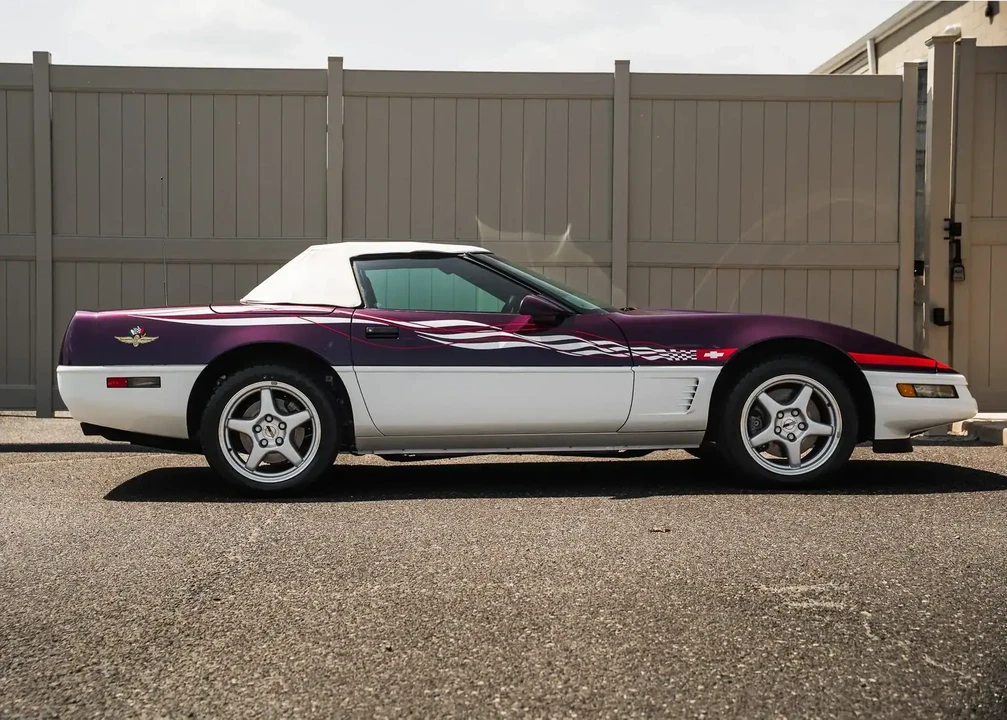 1995 Chevrolet Corvette C4 - Image 18 of 31
