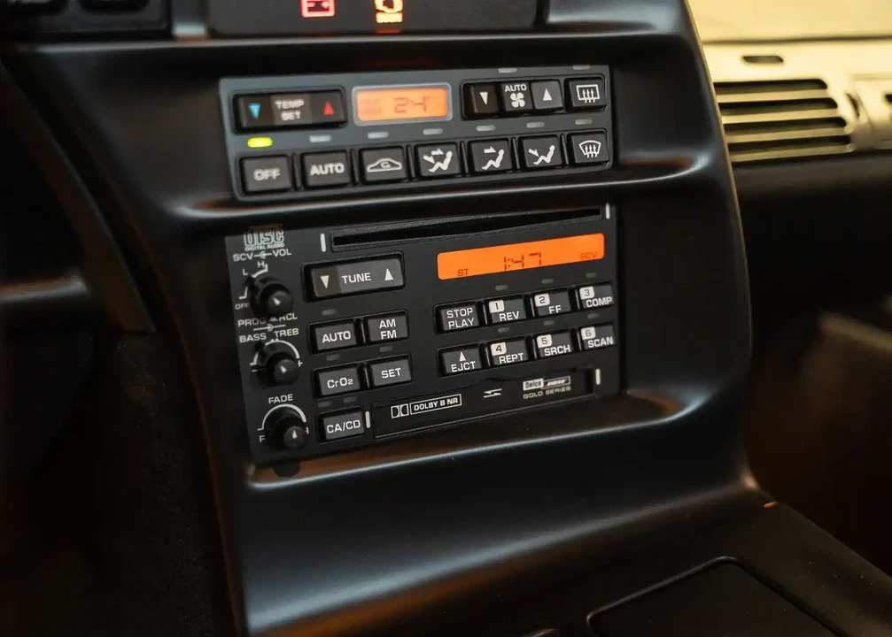 1995 Chevrolet Corvette C4 - Image 26 of 31