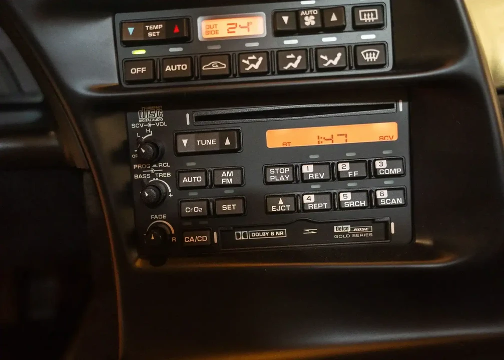1995 Chevrolet Corvette C4 - Image 22 of 31