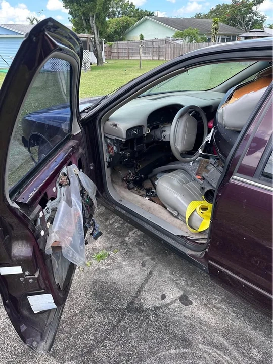 1995 Chevrolet Impala 7th Gen - Image 7 of 9