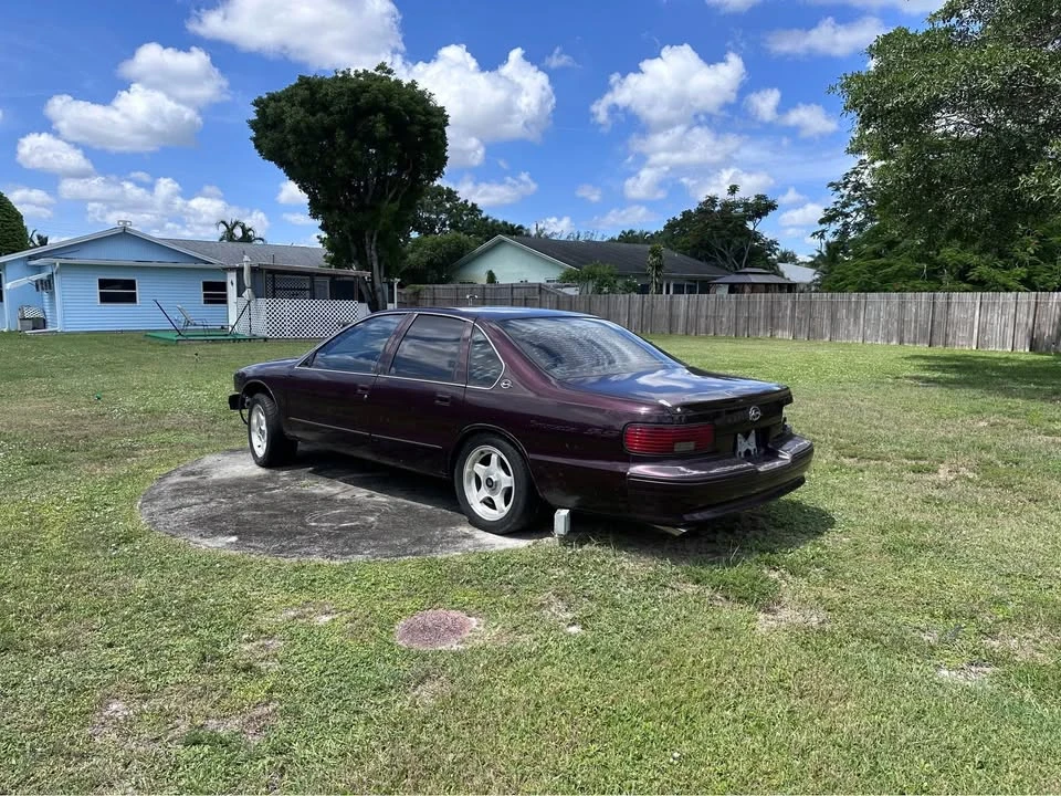 1995 Chevrolet Impala 7th Gen - Image 3 of 9