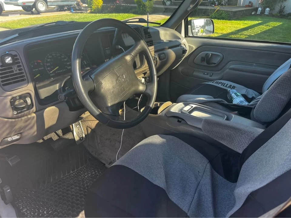 1995 Chevrolet C/K 4th Gen - Image 6 of 10