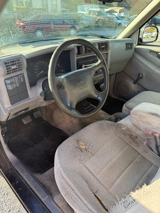 1995 Chevrolet S-10 - Image 6 of 6