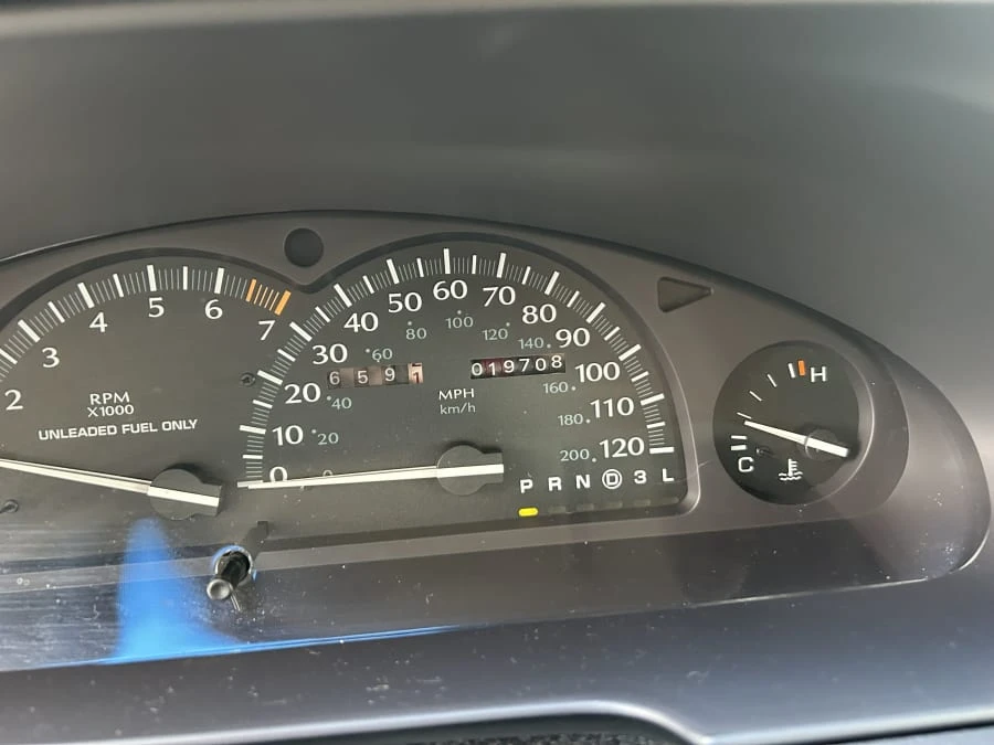 1995 Chrysler Concorde - Image 8 of 10
