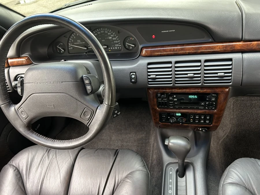 1995 Chrysler Concorde - Image 7 of 10