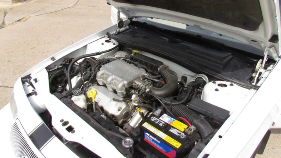 1995 Chrysler LeBaron - Image 7 of 10