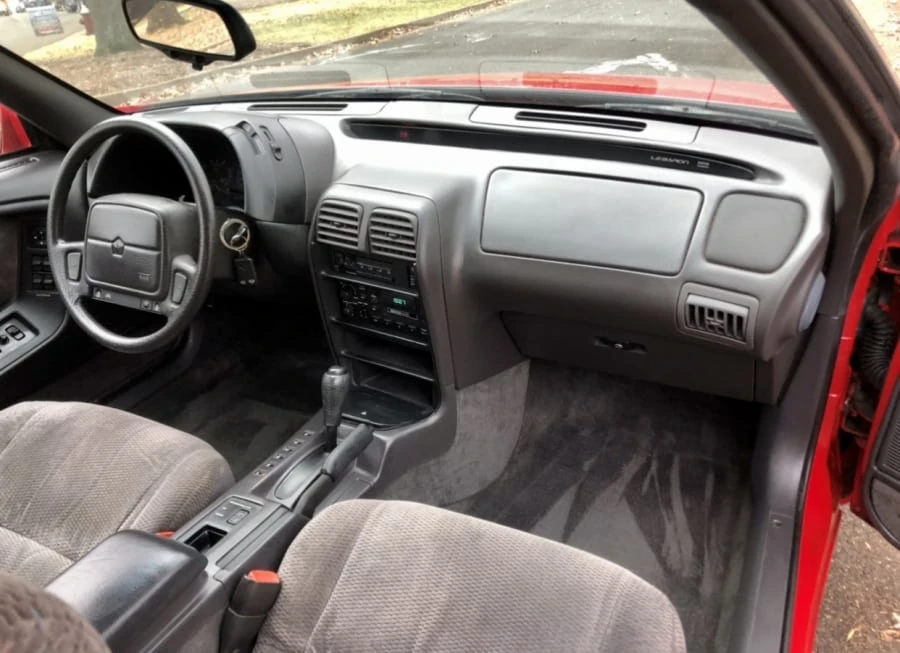 1995 Chrysler LeBaron - Image 10 of 11