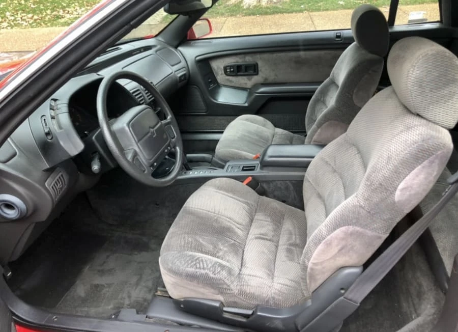1995 Chrysler LeBaron - Image 11 of 11