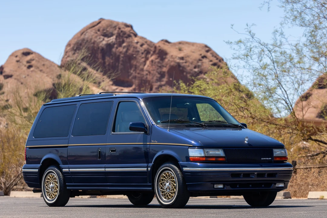 1995 Chrysler Town & Country - Image 31 of 31