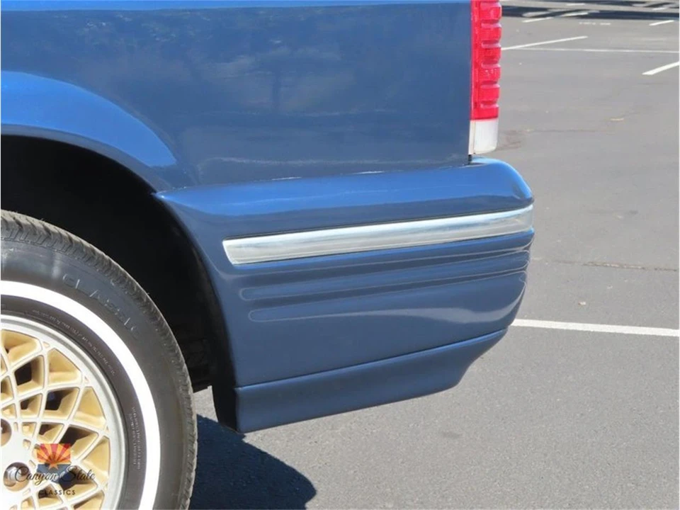 1995 Chrysler Town & Country - Image 30 of 31