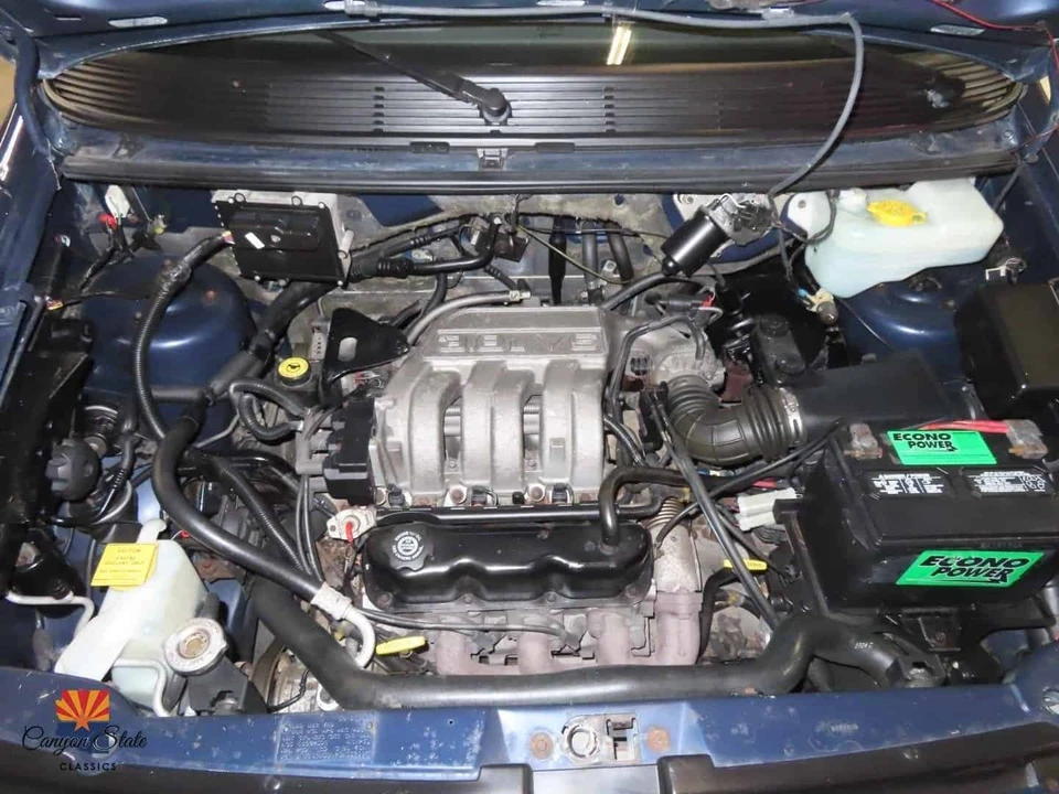 1995 Chrysler Town & Country - Image 16 of 30