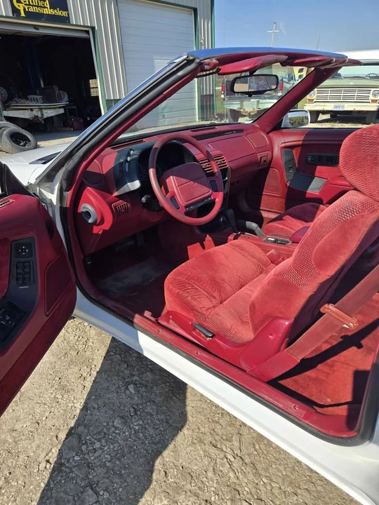 1995 Chrysler LeBaron - Image 4 of 20