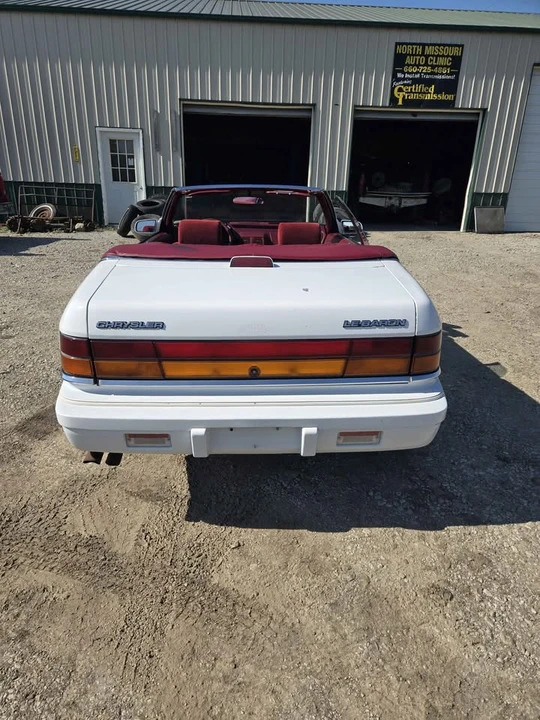 1995 Chrysler LeBaron - Image 6 of 20