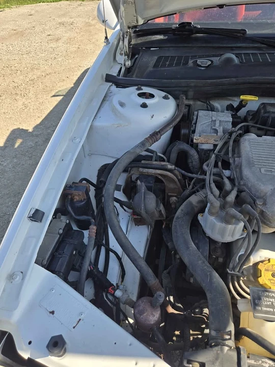 1995 Chrysler LeBaron - Image 12 of 20