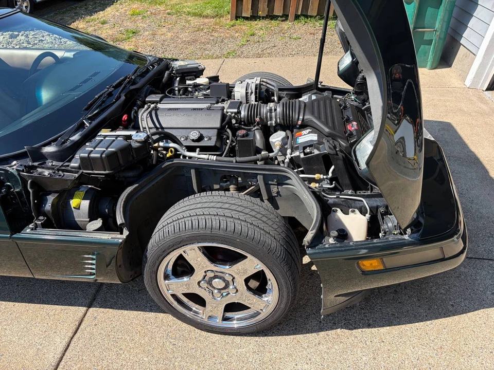 1995 Chevrolet Corvette C4 - Image 7 of 15