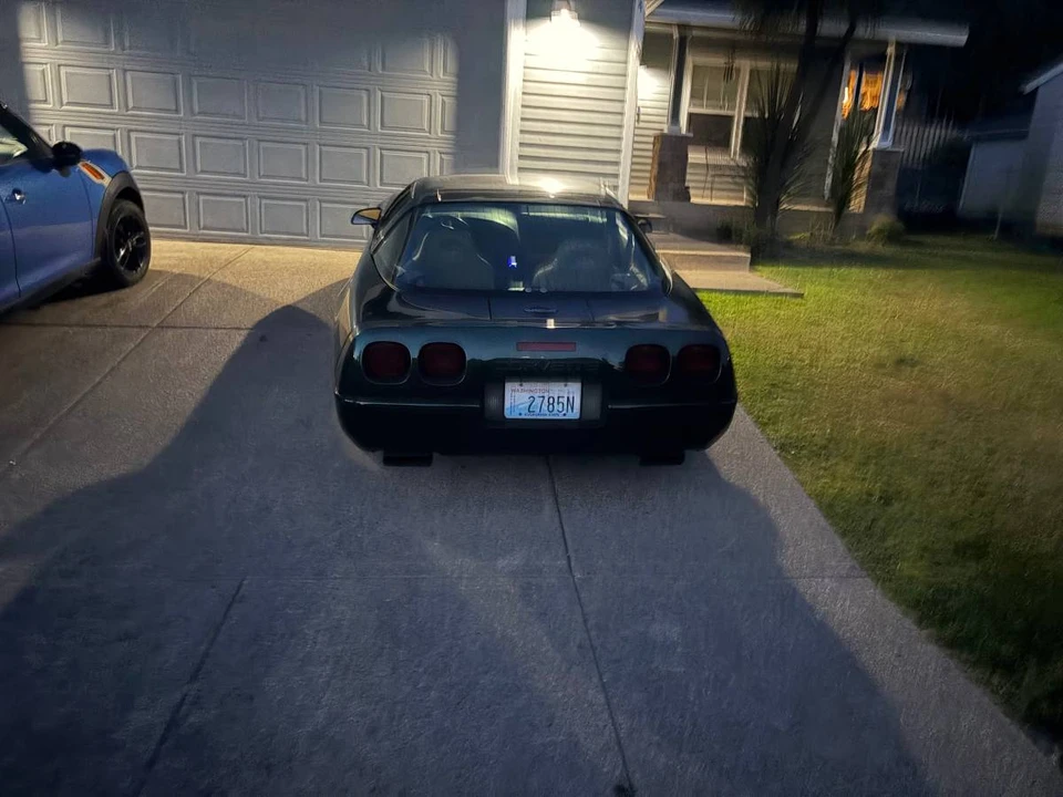 1995 Chevrolet Corvette C4 - Image 3 of 15