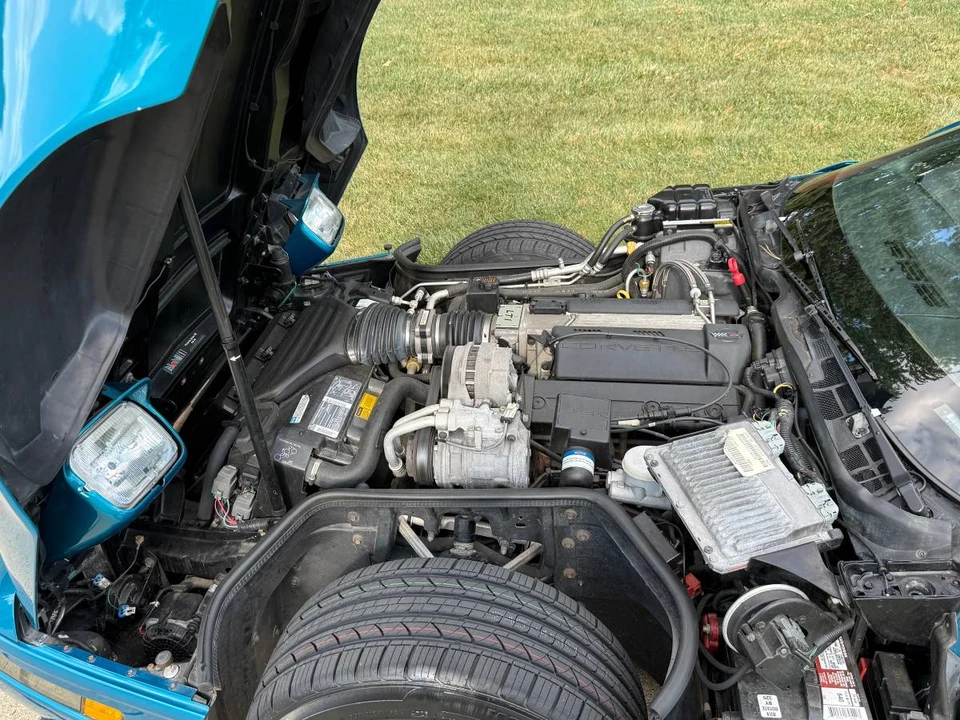 1995 Chevrolet Corvette C4 - Image 11 of 24