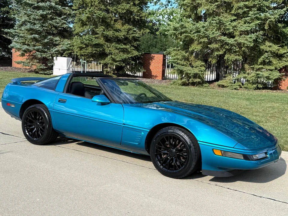 1995 Chevrolet Corvette C4 - Image 5 of 24
