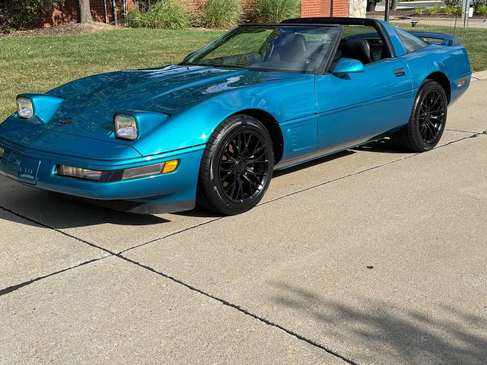 1995 Chevrolet Corvette C4 - Image 4 of 24