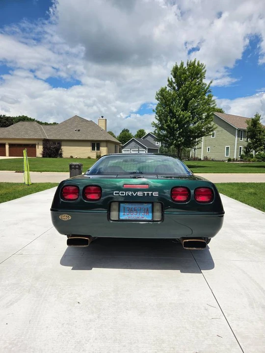 1995 Chevrolet Corvette C4 - Image 3 of 9