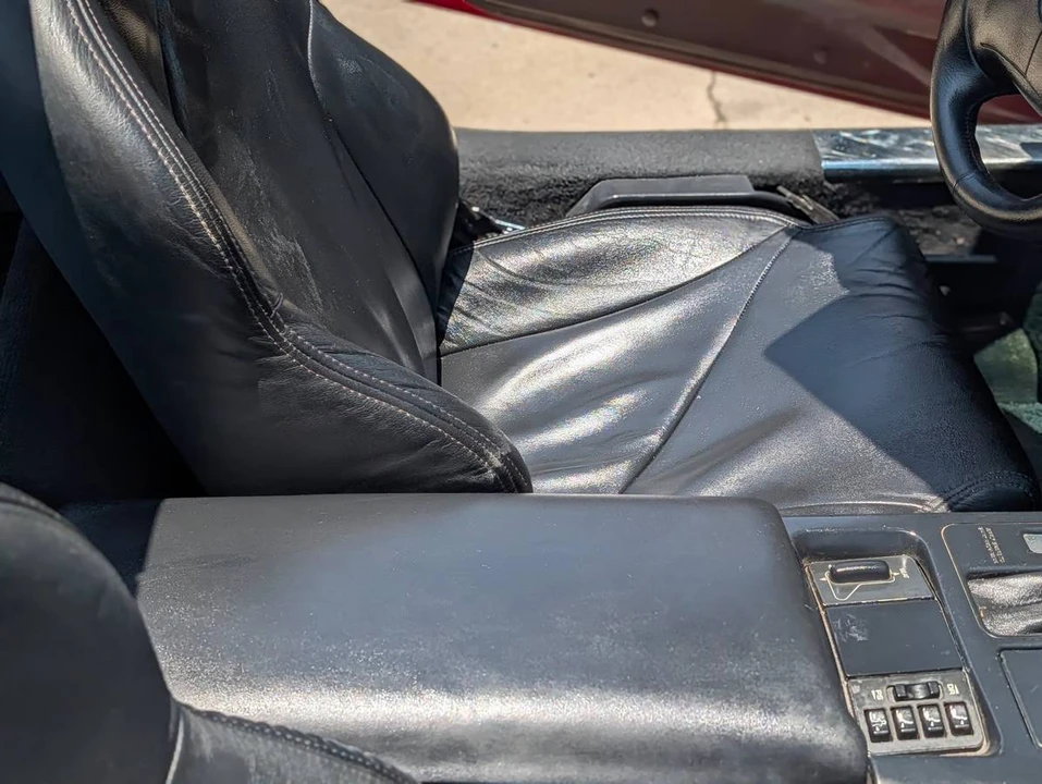 1995 Chevrolet Corvette C4 - Image 15 of 18
