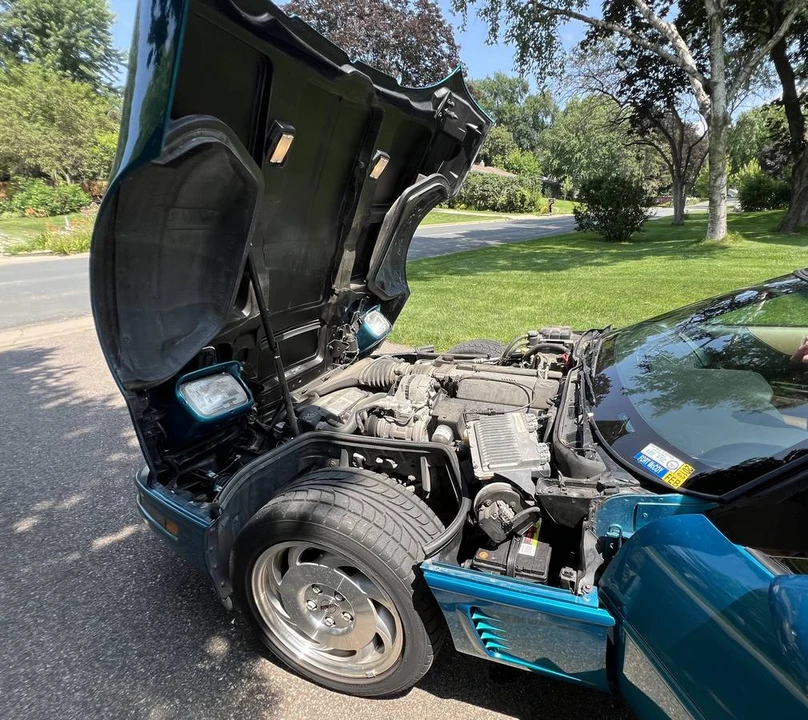 1995 Chevrolet Corvette C4 - Image 2 of 6