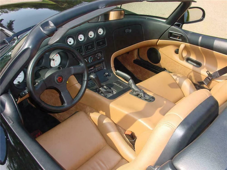 1995 Dodge Viper 1st Gen - Image 4 of 5