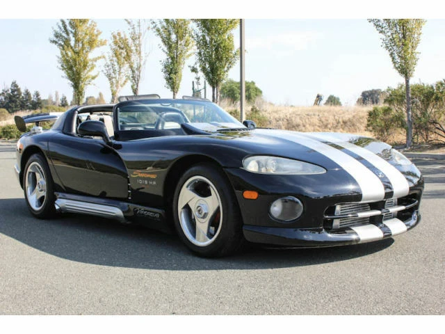 1995 Dodge Viper 1st Gen - Image 2 of 5