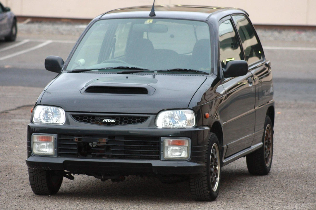 1995 Daihatsu Mira - Image 2 of 5