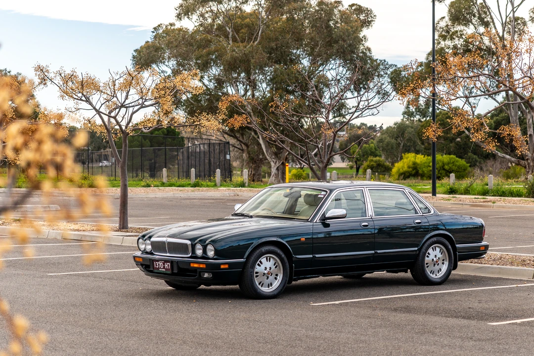 1995 Daimler - Image 16 of 31
