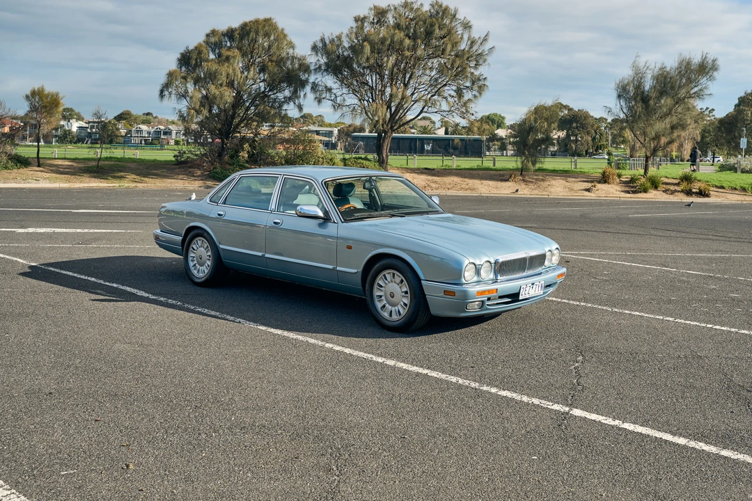 1995 Daimler - Image 3 of 31
