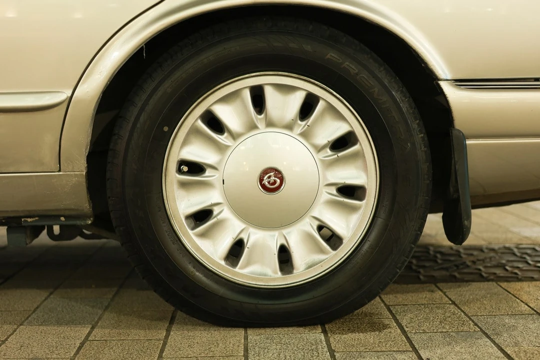 1995 Daimler - Image 16 of 30