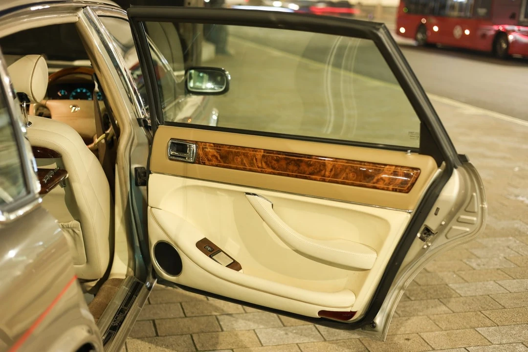 1995 Daimler - Image 30 of 30