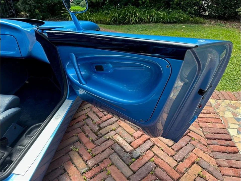 1995 DeTomaso - Image 19 of 31